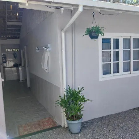 Kitnet Da Familia 1 Quarto Governador Celso Ramos Exterior photo